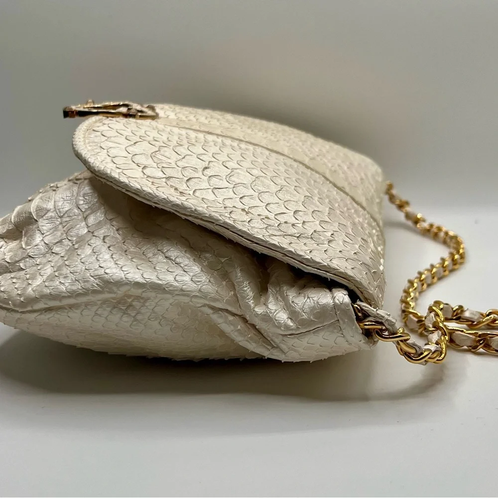 Cream and Gold Textured Shoulder Bag with Chain Handle